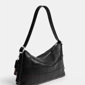 Chic Black Quilted Shoulder Bag